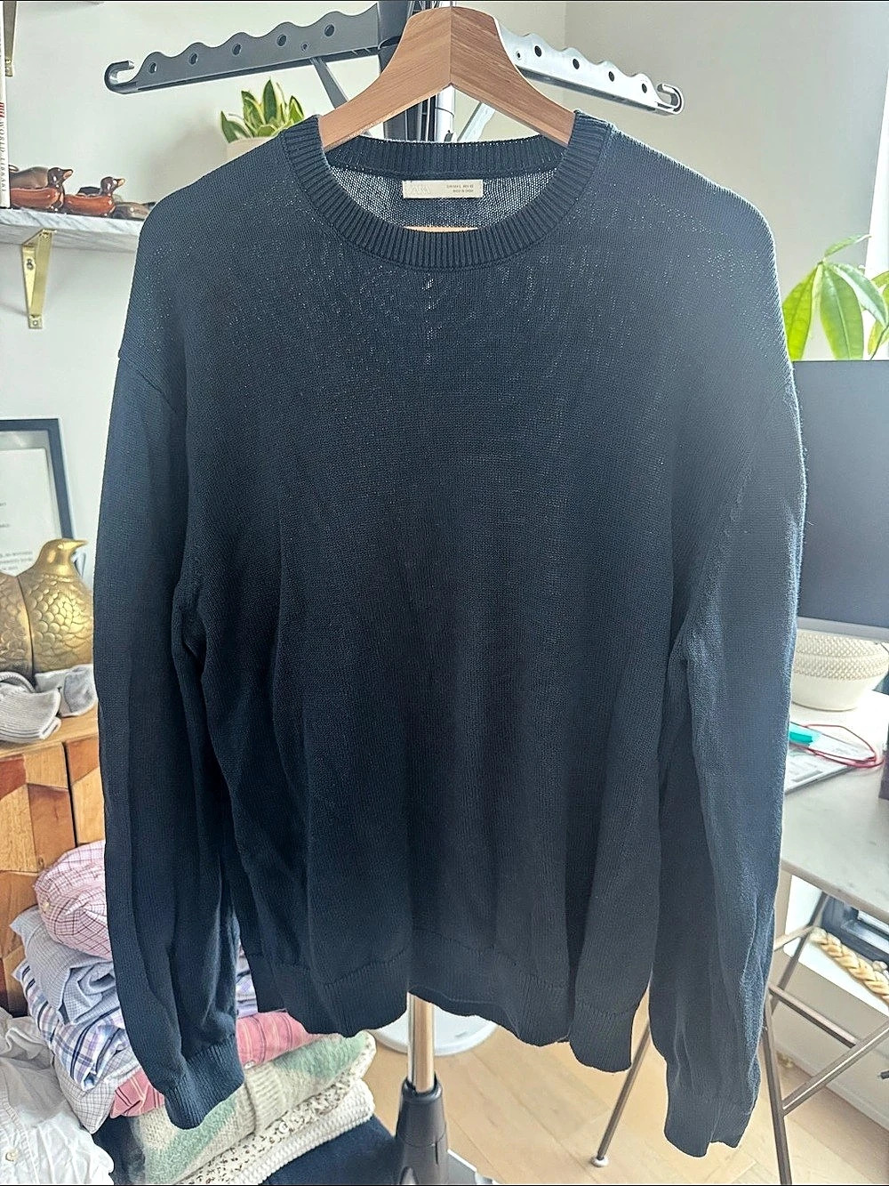 Zara Crew Neck Cotton Sweater in Black Size Medium